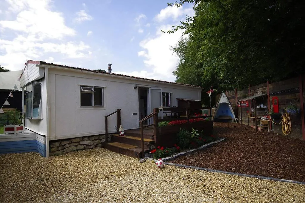 Rockets'S Retreat Villa Bursledon