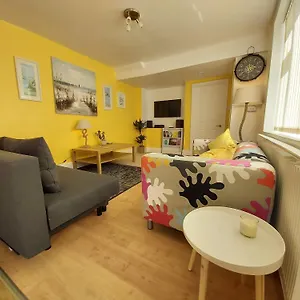 Beautiful Two Bedroom Ground Floor , Swansea United Kingdom